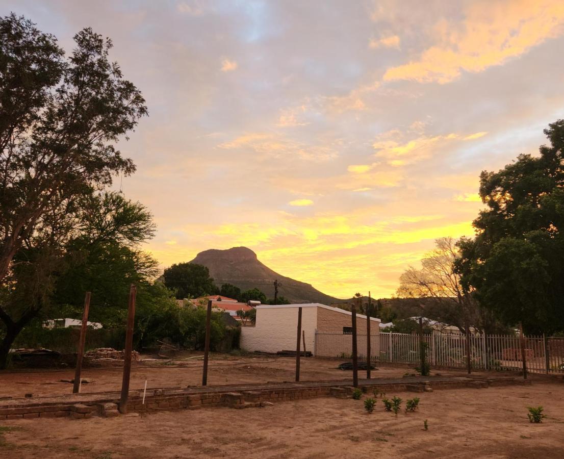 Die Dorpshuis Graaff-Reinet Eksteriør billede