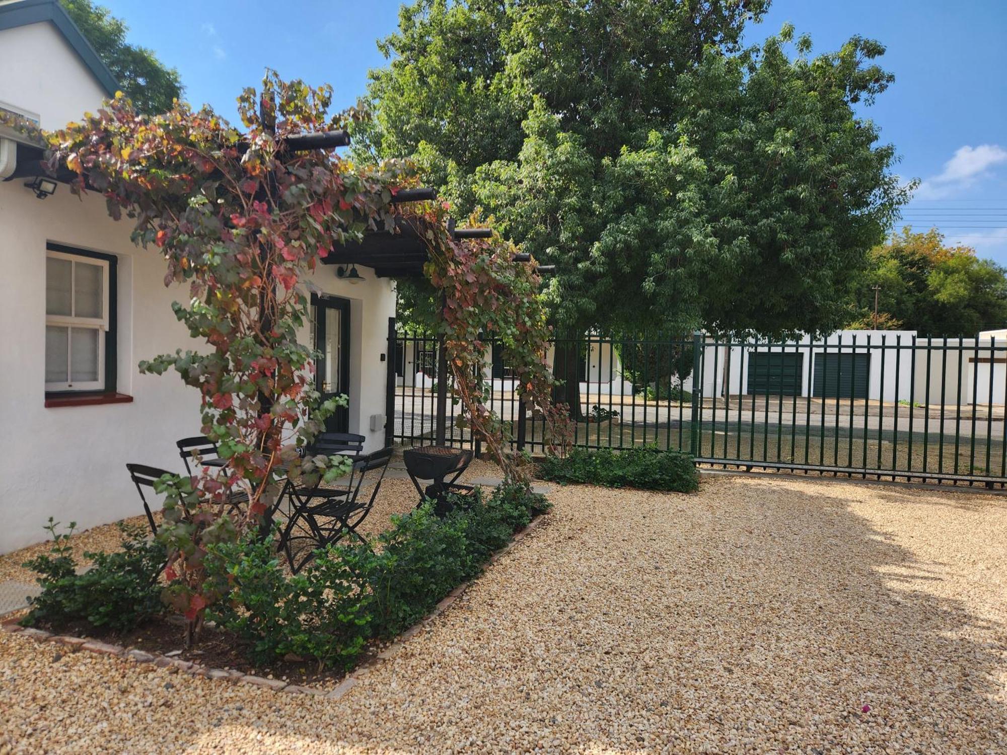 Die Dorpshuis Graaff-Reinet Eksteriør billede
